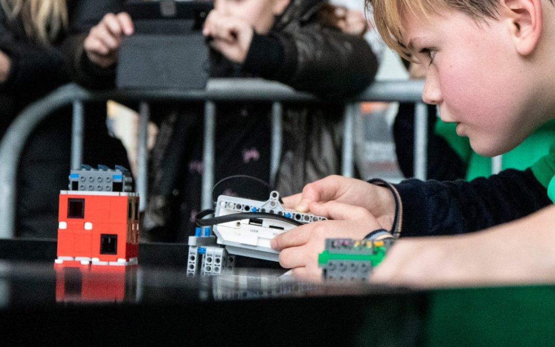 Finale First Lego League een daverend succes